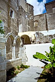 Evora - Igreja de So Francisco, i resti del chiostro dell'antico convento.